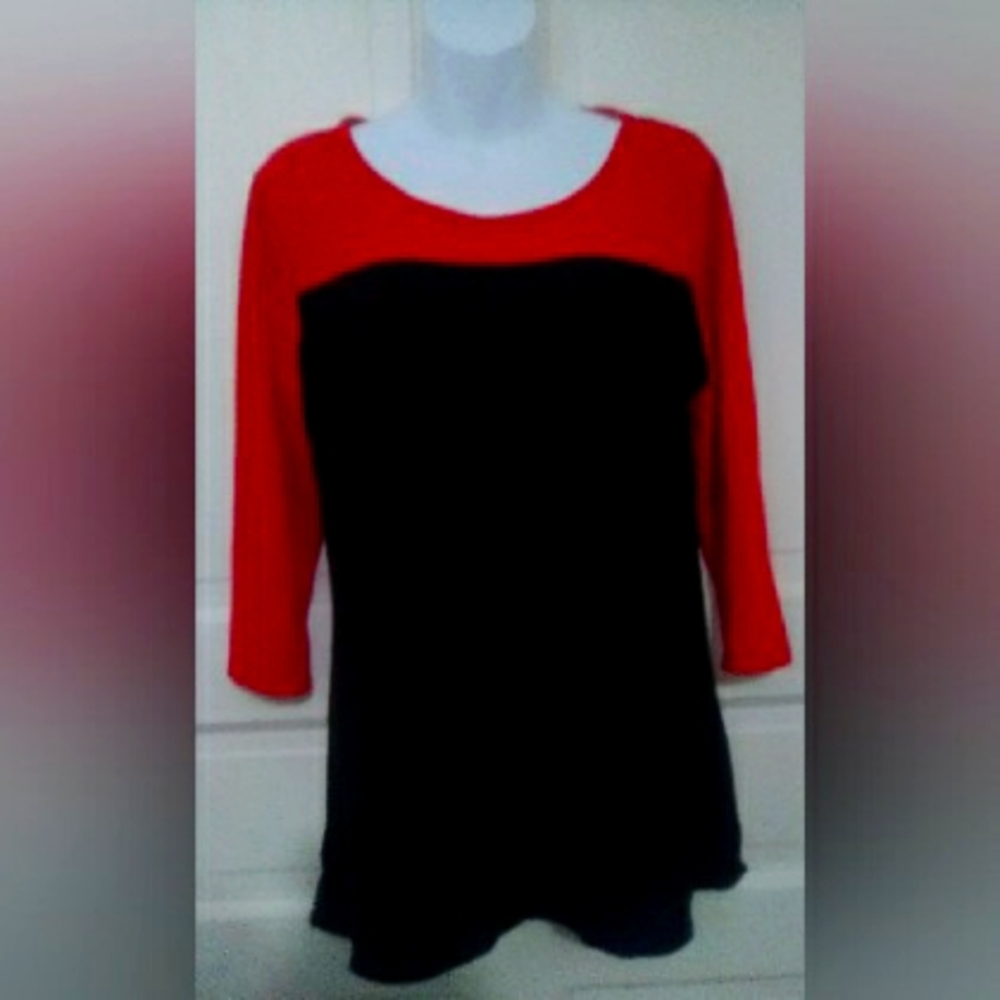 LADIES RUBY RED AND BLACK LONG-SLEEVED BLOUSE